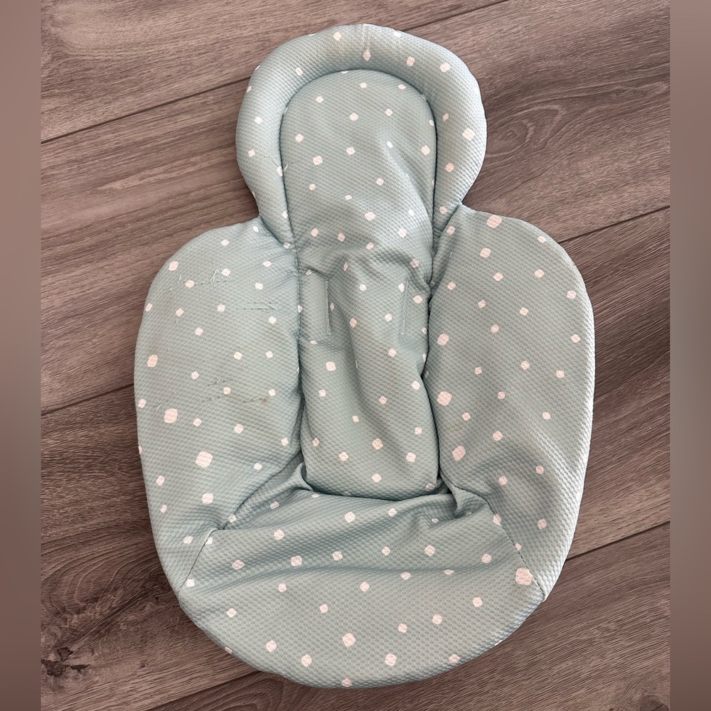 4moms Mamaroo newborn insert - cool mesh reversible